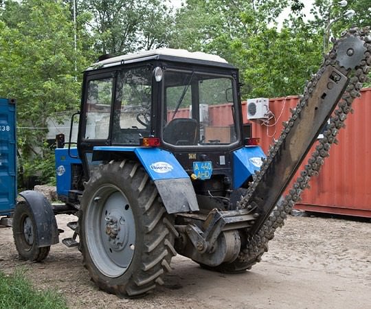 Траншеекопатель в аренду в Мегионе и  Ханты-Мансийском автономном округе - Югре